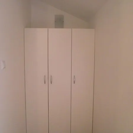 Apartman With Swimming Pool - 5479