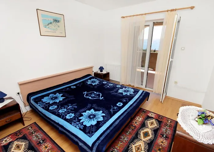 With Swimming Pool - 5479 דירה