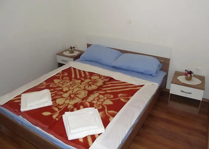 With Swimming Pool - 5479